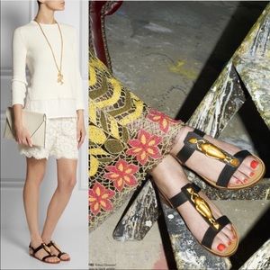 Valentino 💯 % Authentic🇮🇹